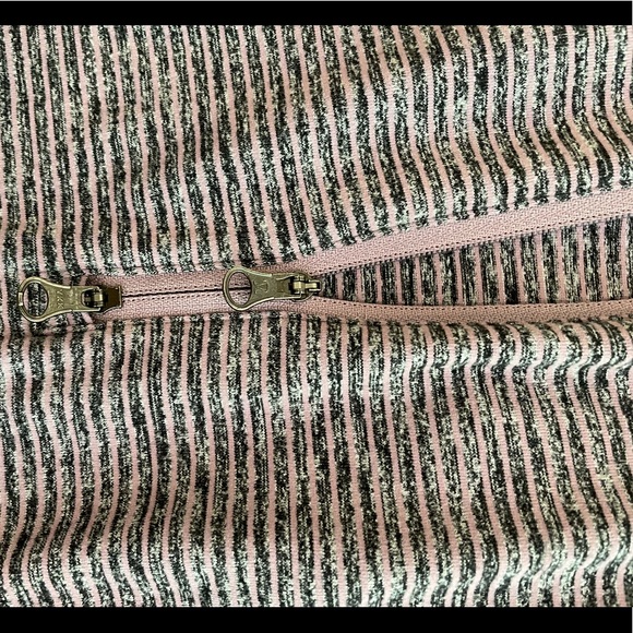 Lululemon Race Your Pace 1/2 Zip 4 Grey Mauve - Picture 9 of 14